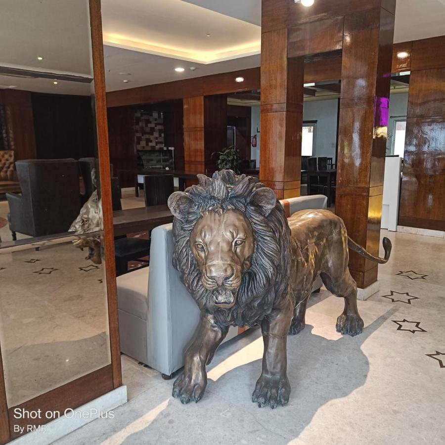 Astra Hotels & Suites Whitefield Near To Nallurahalli Metro Station And Ktpo 벵갈루루 외부 사진